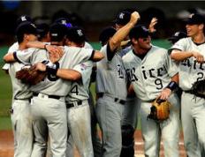 TheShy重要时刻险胜，独行侠带队取胜！热度持续攀升