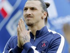 库里在瑞士队比赛中逆转，战术调整引发热议！